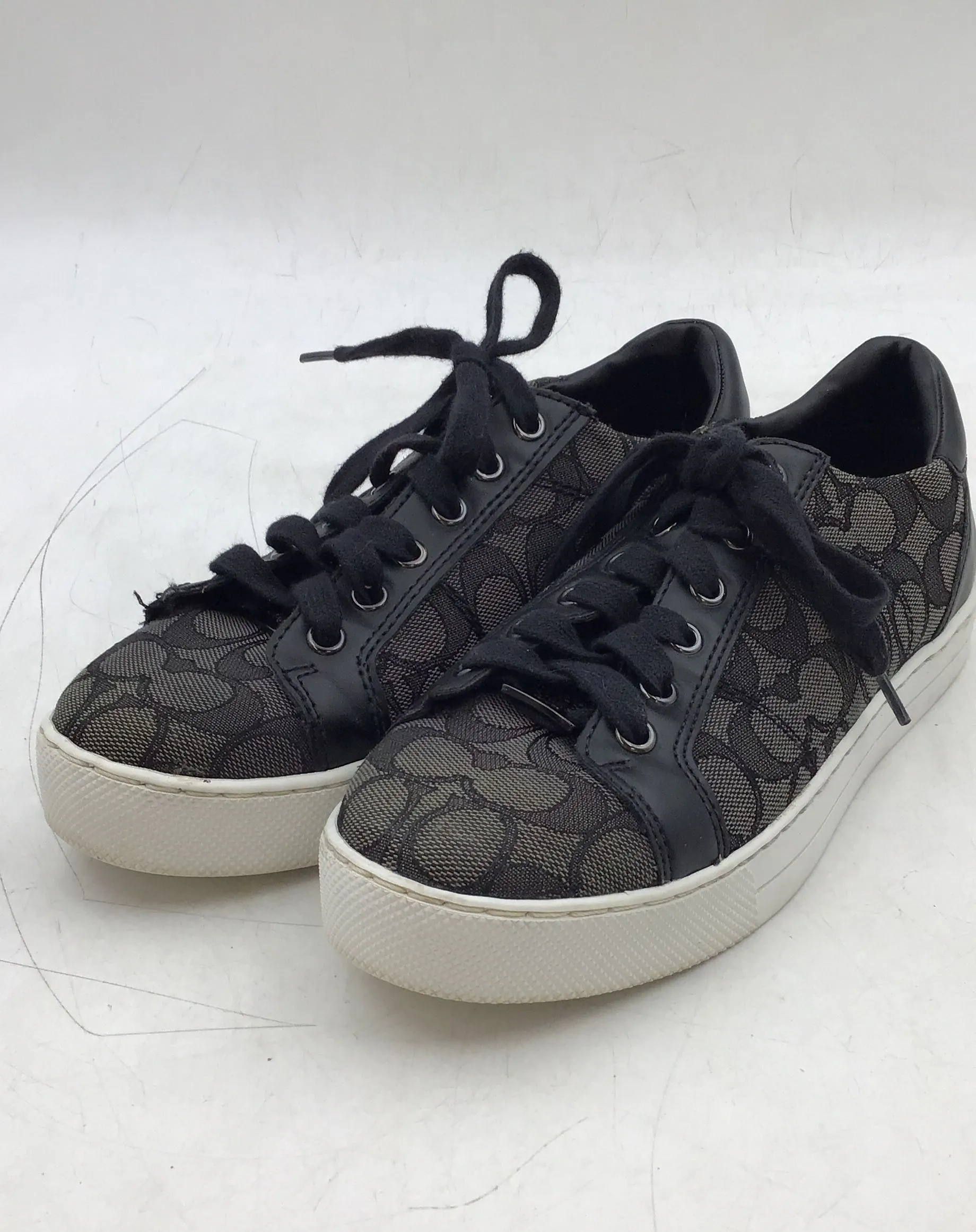 Coach Women's Paddy A01922 Gray Signature Print Athletic Shoes - Size 8.5 B