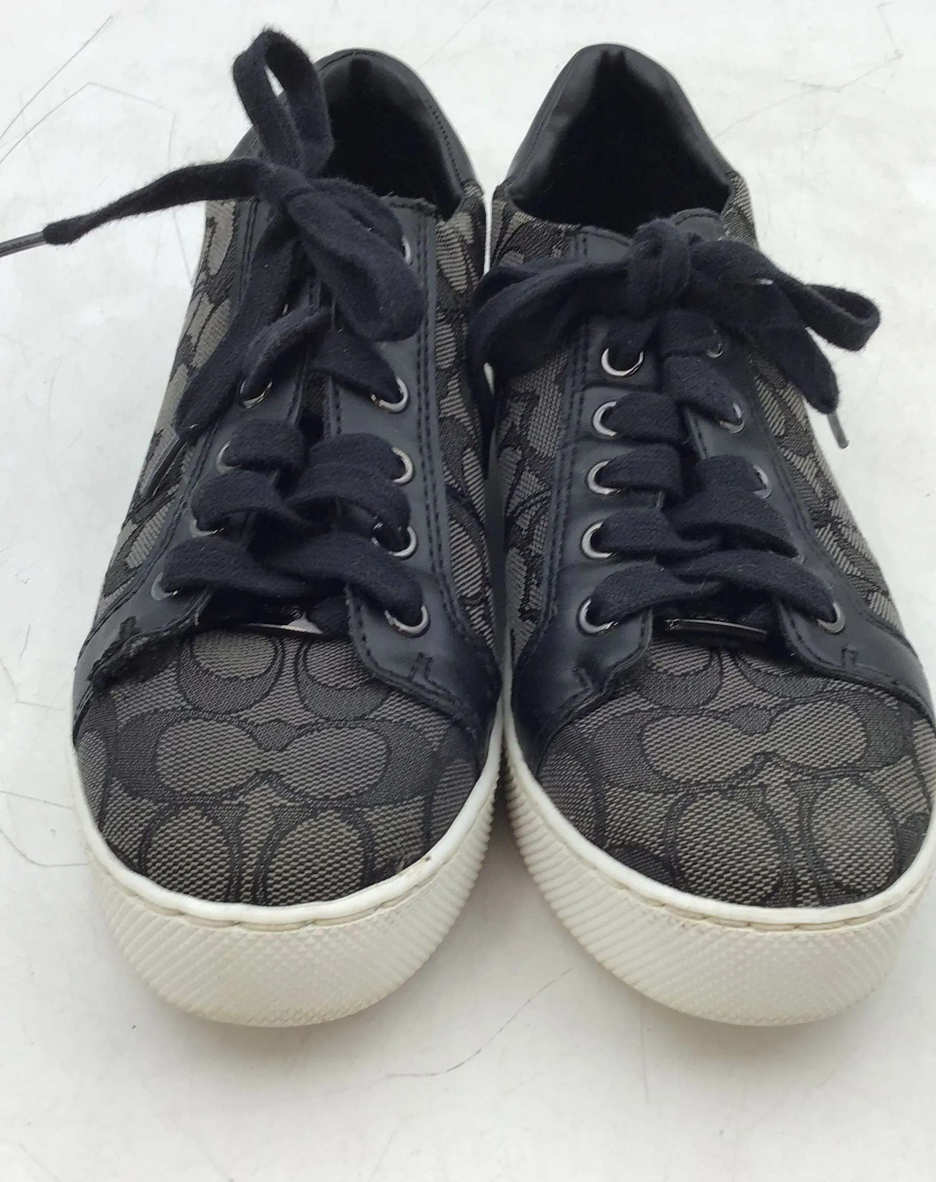 Coach Women's Paddy A01922 Gray Signature Print Athletic Shoes - Size 8.5 B