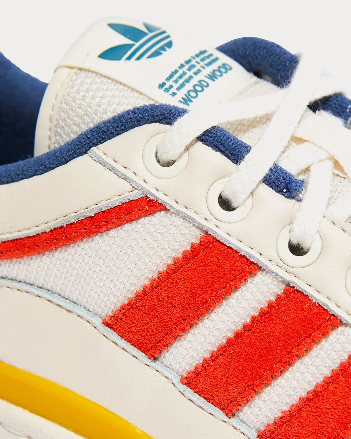 Forum Low White / Hazyel / Tecind Low Top Sneakers