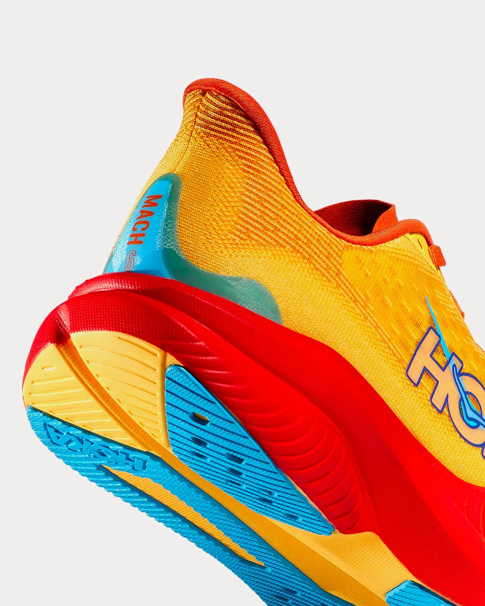 Mach 6 Poppy / Squash Running Shoes