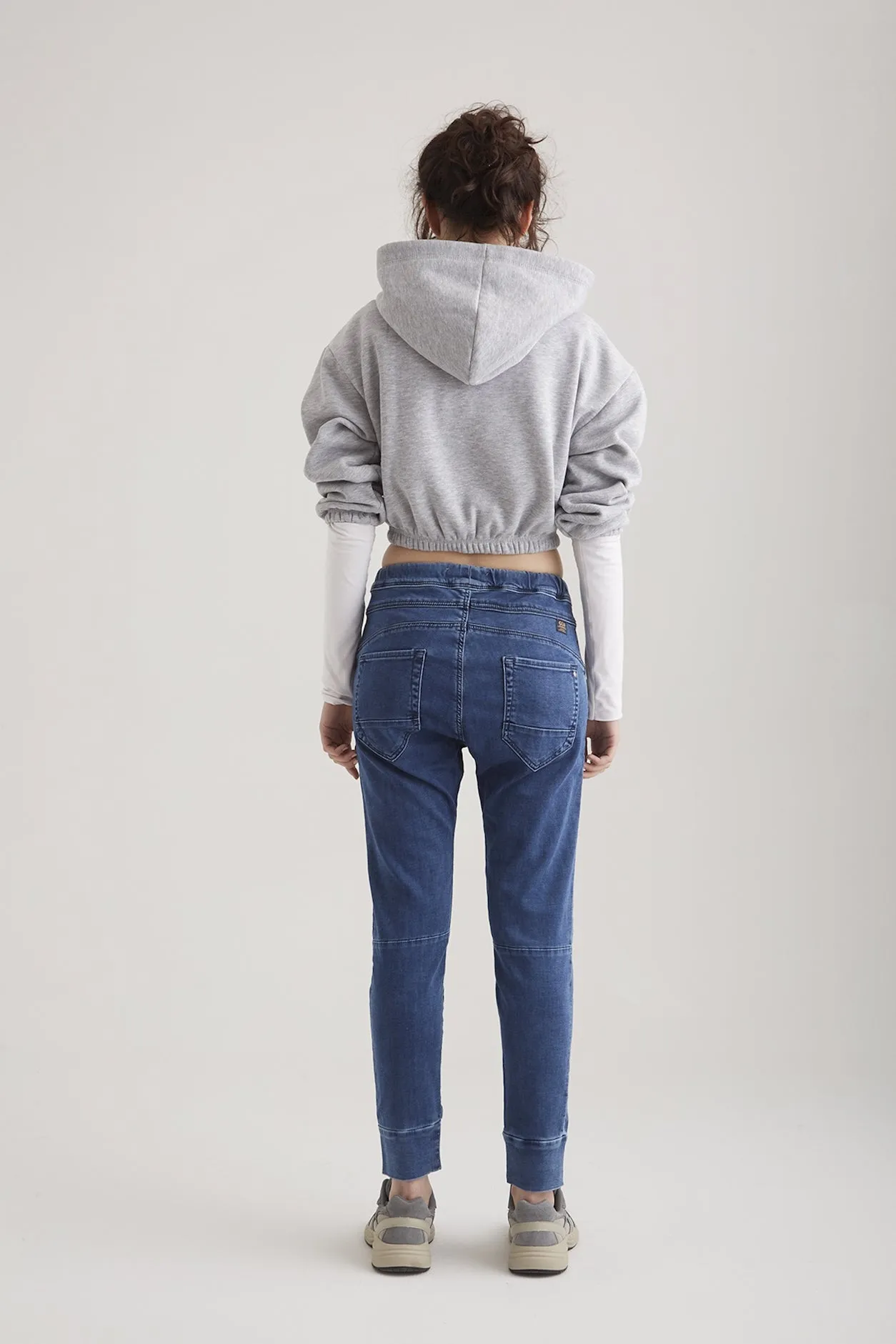 Mila - Mid Waist Jogger 5 Pocket - Blue Denim
