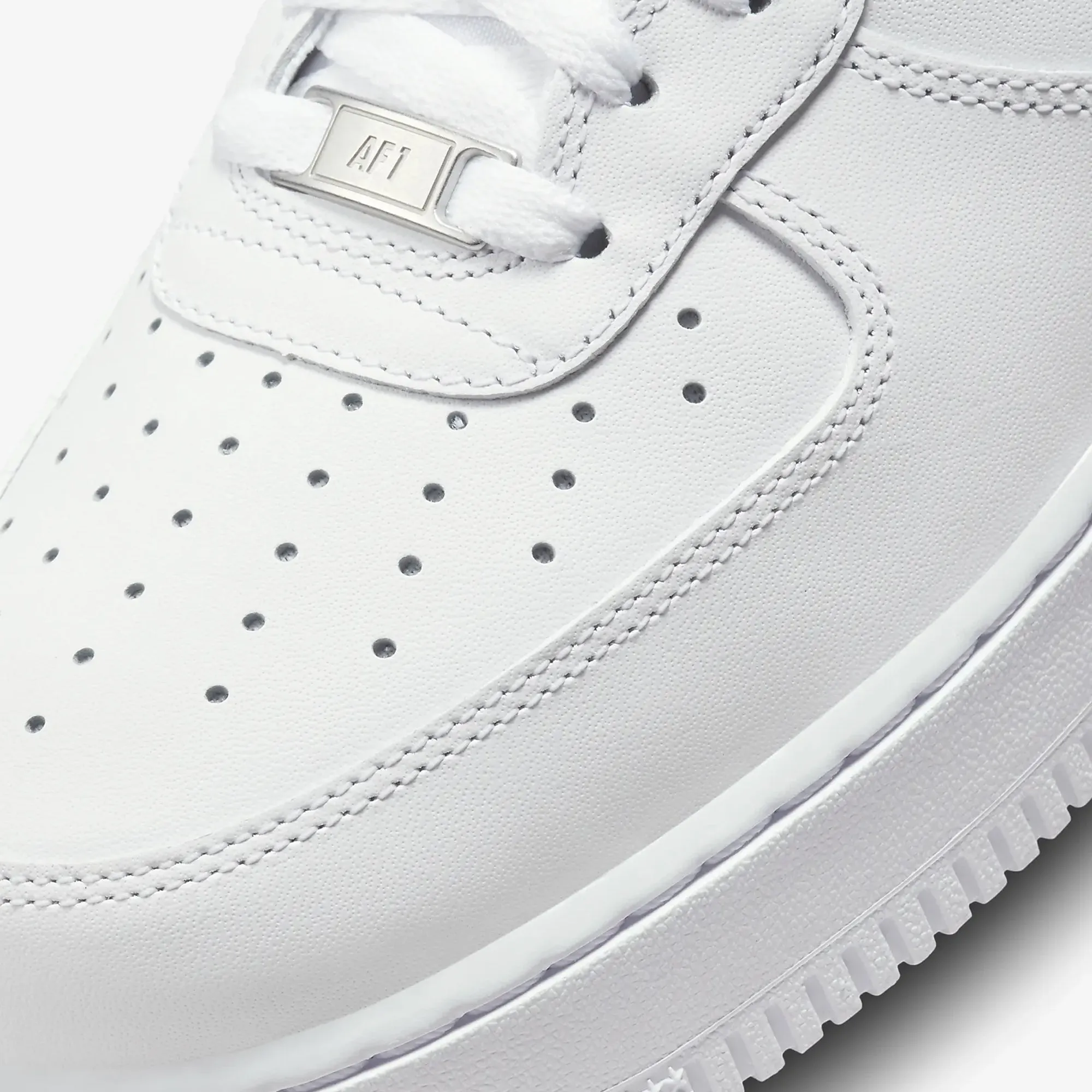 Nike | AIR FORCE 1 '07 FLY EASE { WHITE/WHITE/WHITE