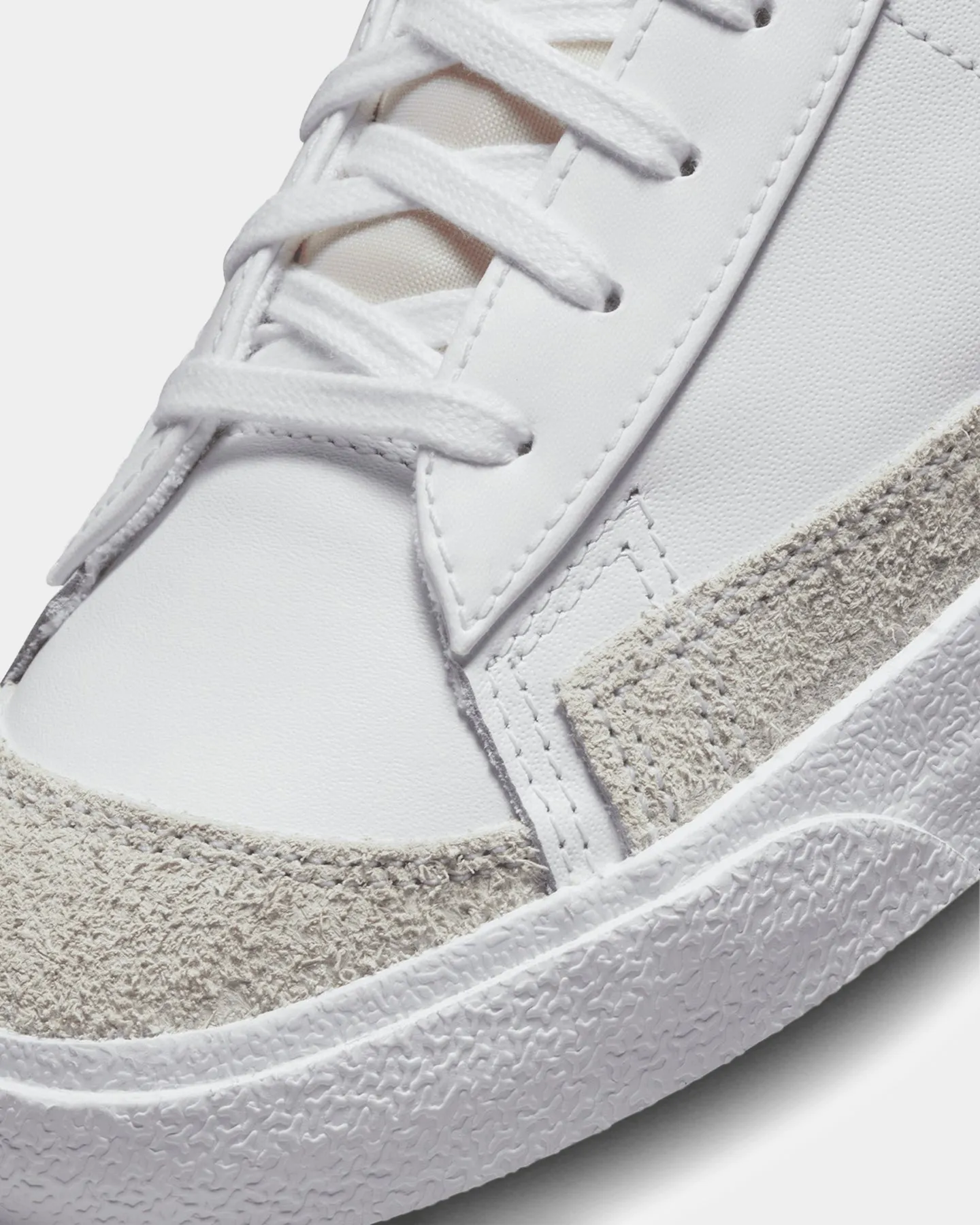 Nike Blazer Mid '77 Vintage White/Picante Red