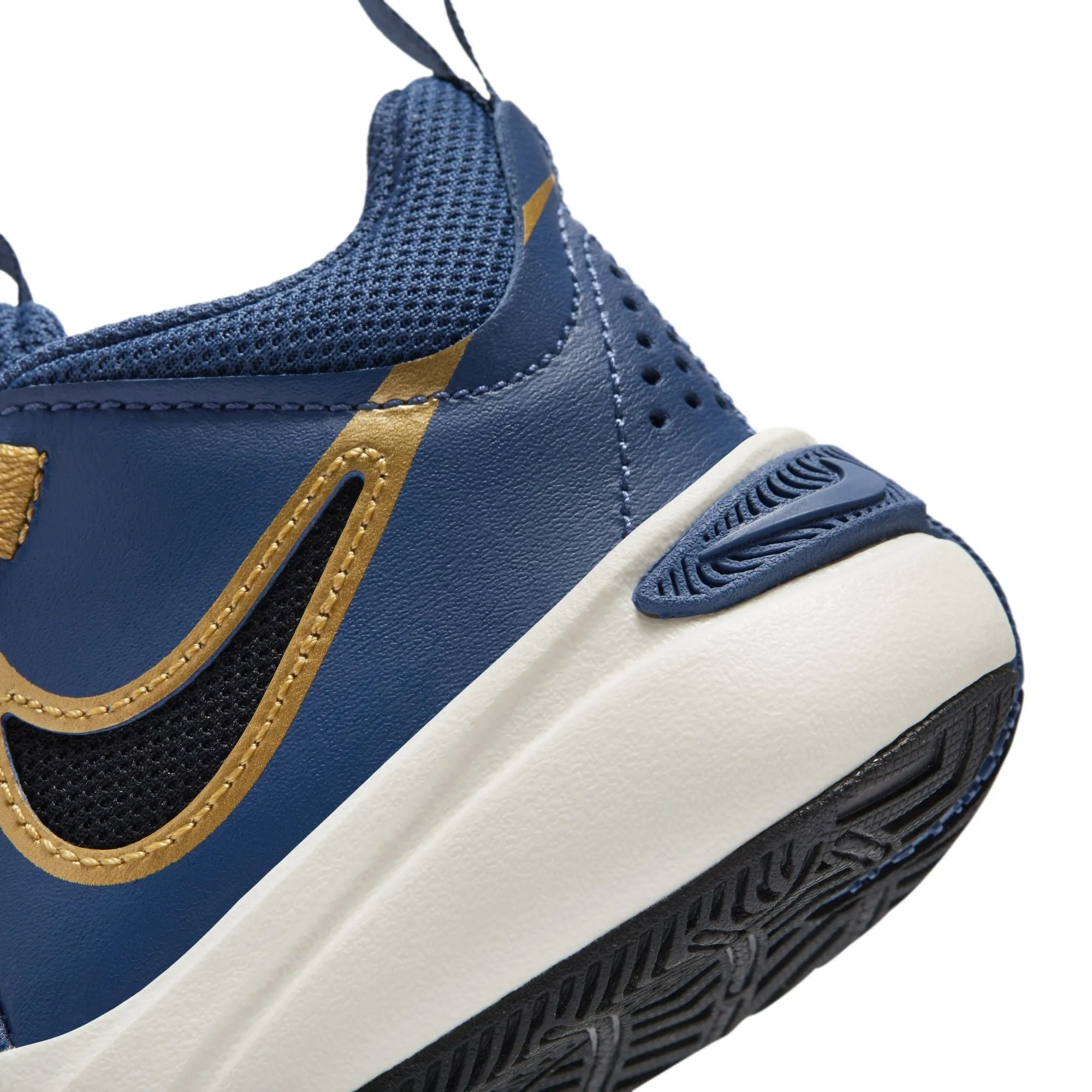 Nike Team Hustle D 11 (Little Kid)