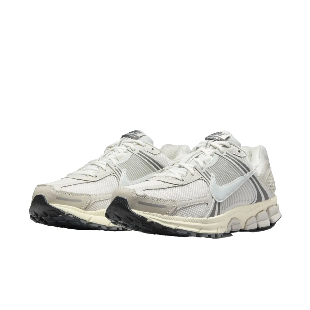 Nike Zoom Vomero 5 SE Men's Shoes