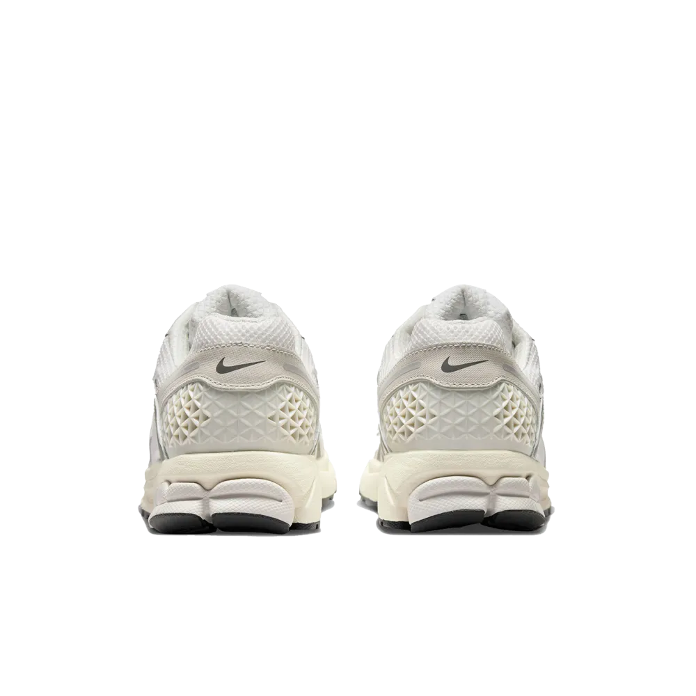 Nike Zoom Vomero 5 SE Men's Shoes