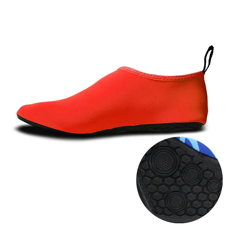 Non-slip Wear-resisting Thick Rubber Sole Diving Shoes and  Socks, One Pair(Red)