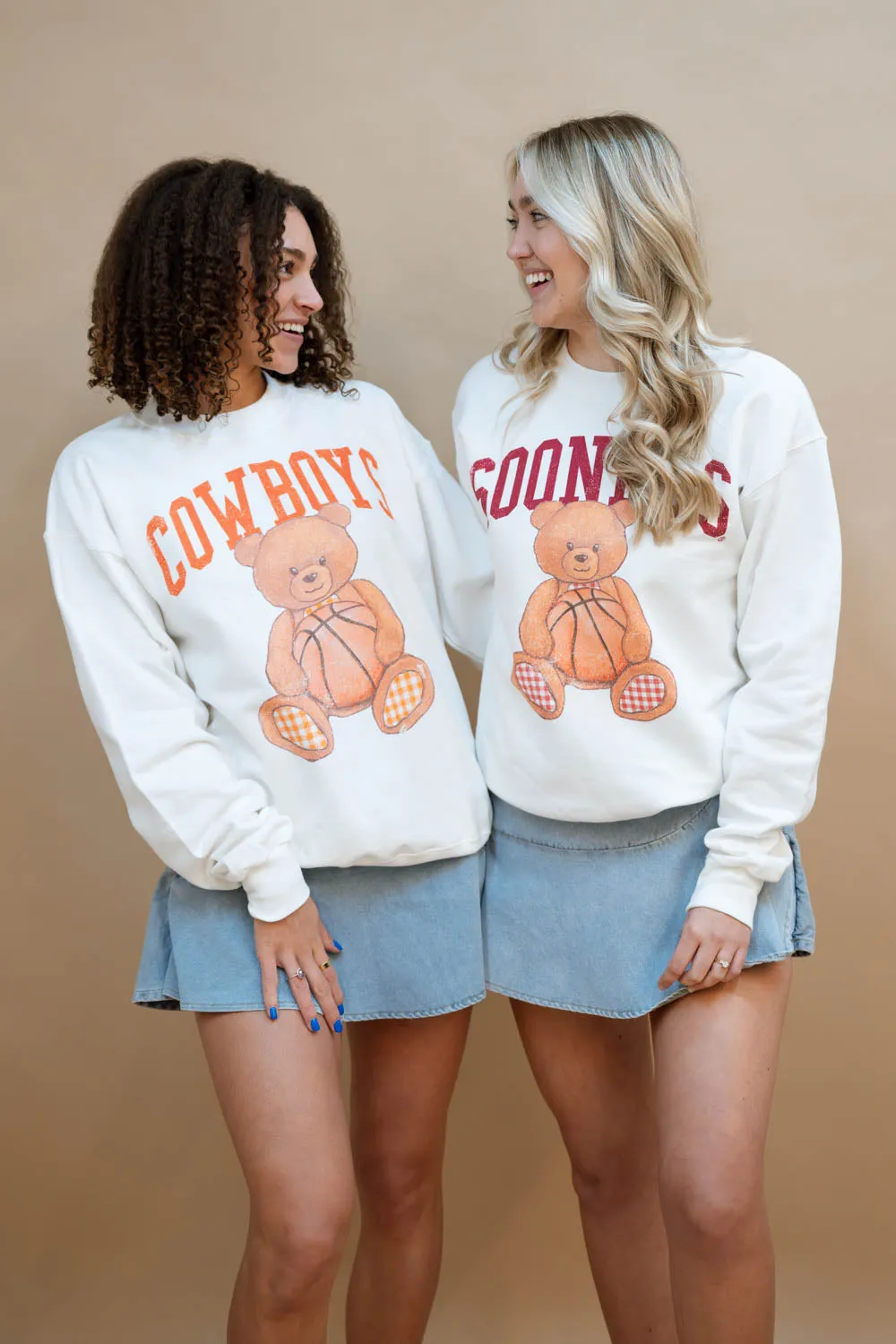 Sooners Basketball Bear Sweatshirt