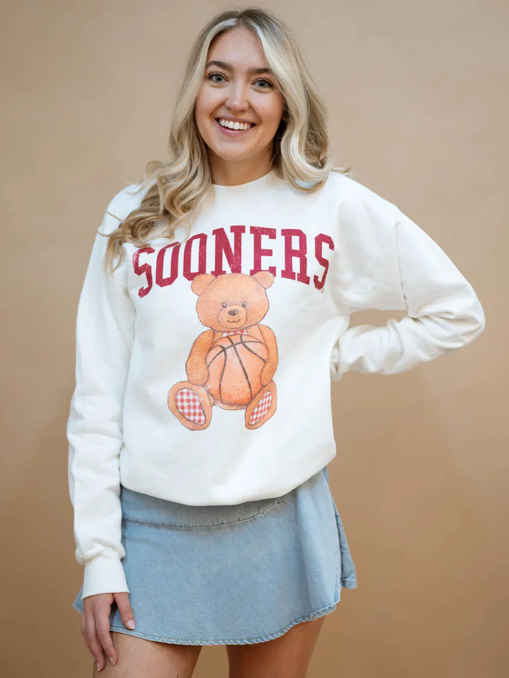 Sooners Basketball Bear Sweatshirt