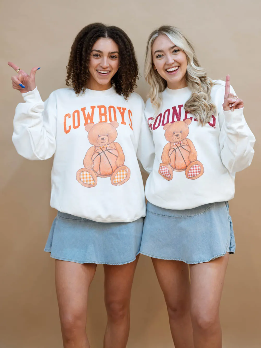 Sooners Basketball Bear Sweatshirt