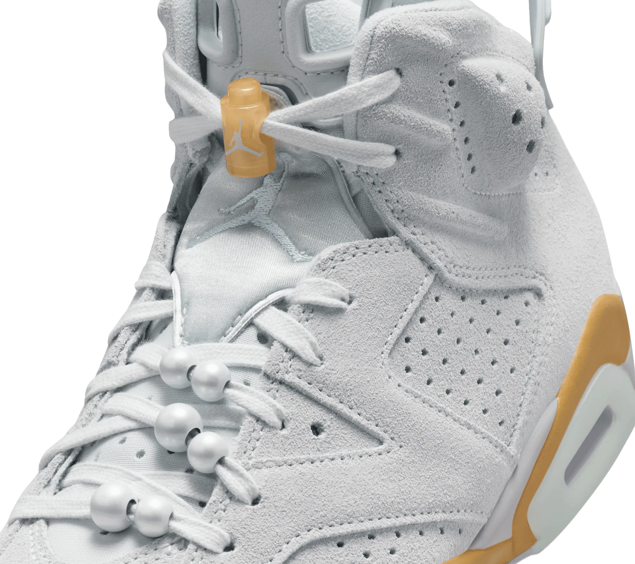 WMNS Air Jordan 6 Retro "Pearl"